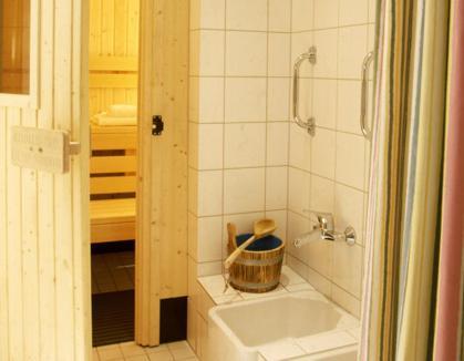 Altstadt Hotel Zur Post ชตราลซุนด์ ภายนอก รูปภาพ